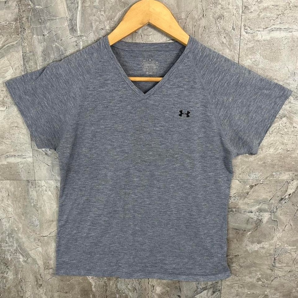 Grey‎ Under Armour sportswear t-shirt v-neck women's medium